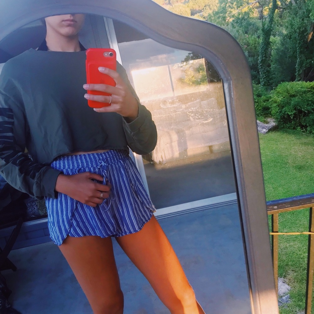 Olive green long sleeve crop top